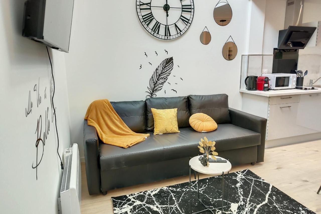 Sublime Appart Renove Duplex Centre Ville 4Pers Wifi Saint-Quentin  Exterior photo