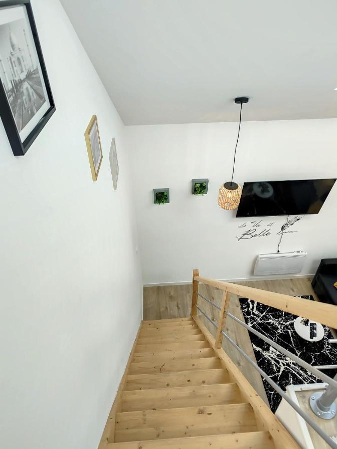 Sublime Appart Renove Duplex Centre Ville 4Pers Wifi Saint-Quentin  Exterior photo